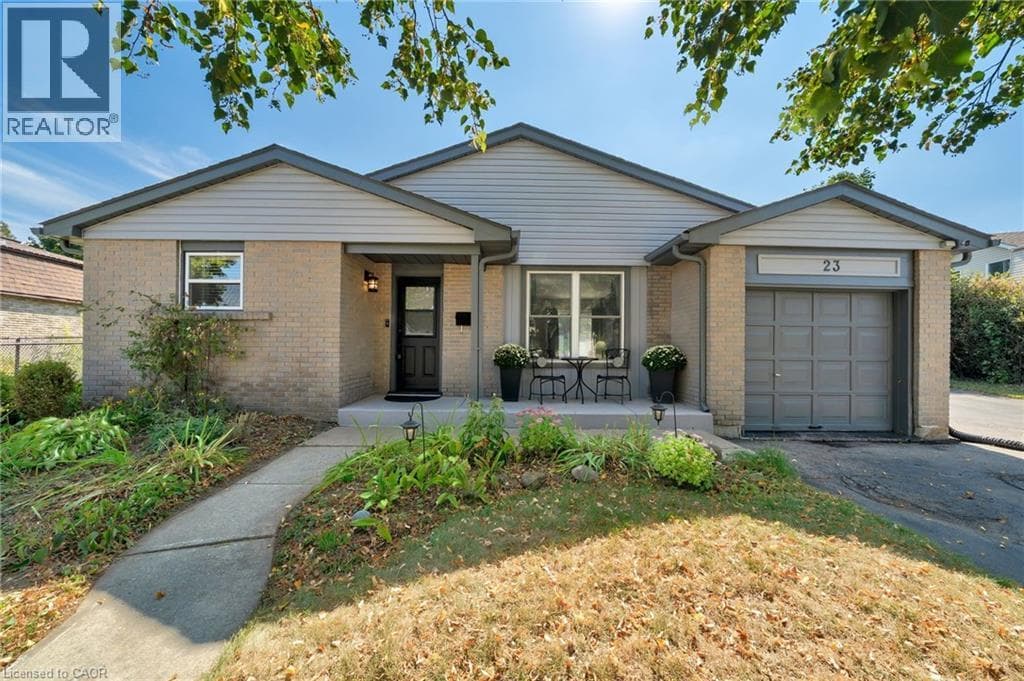 23 BISMARK Drive, Cambridge, Ontario N1S4E6 - Photo 2