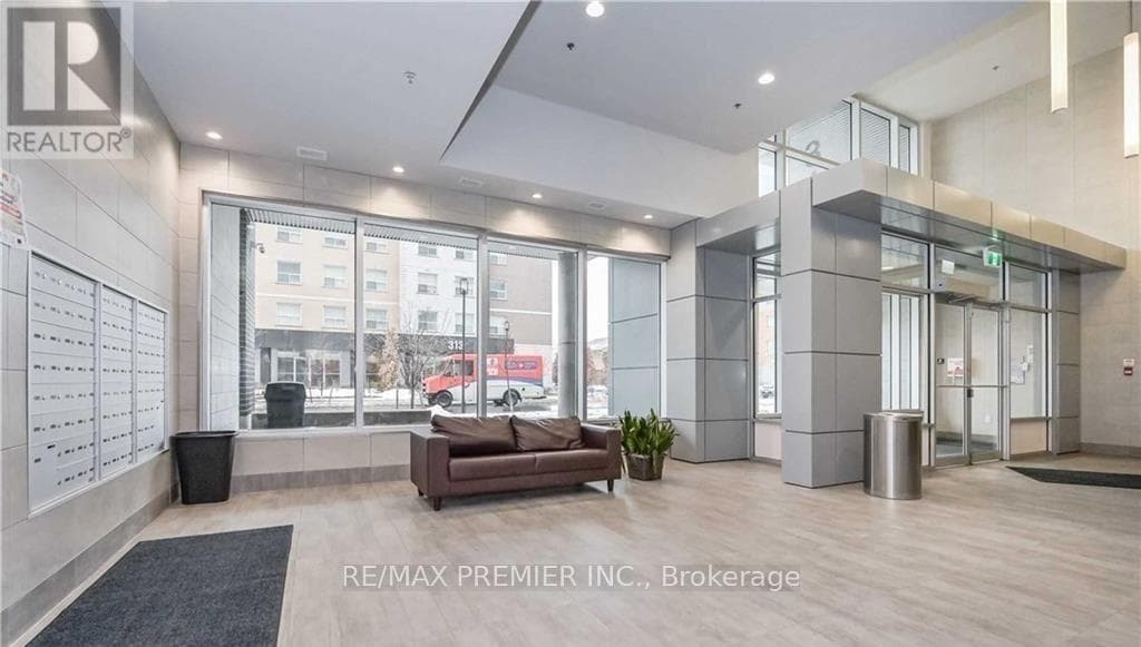 318 Spruce Street Unit 1310, Waterloo, Ontario N2L0B7 - Photo 3