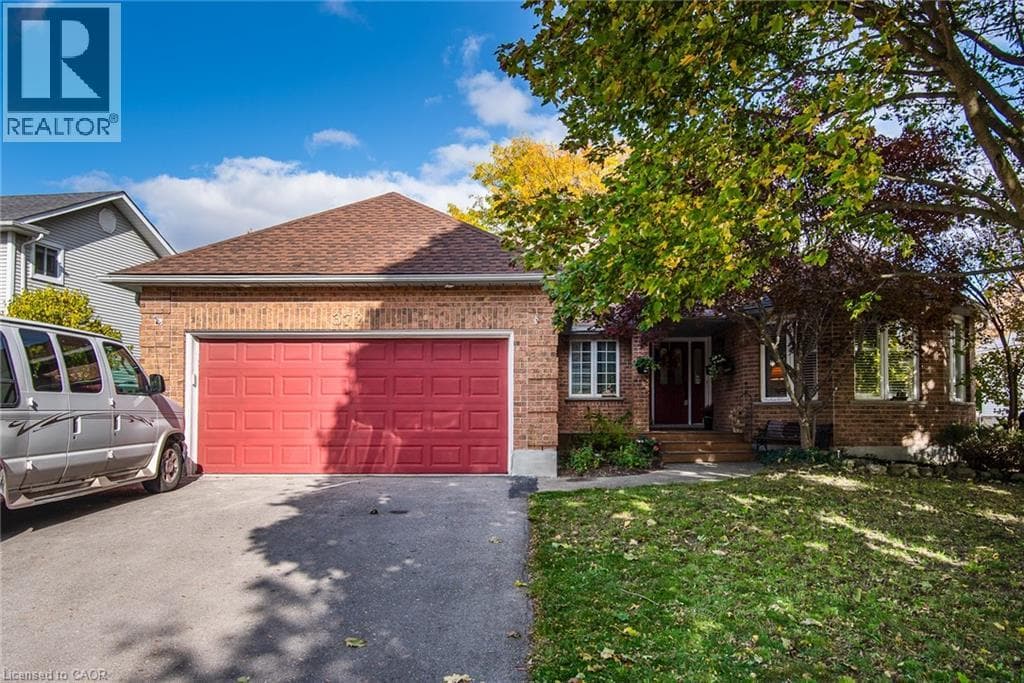 372 GATESTONE Boulevard, Waterloo, Ontario N2T2J6 - Photo 2