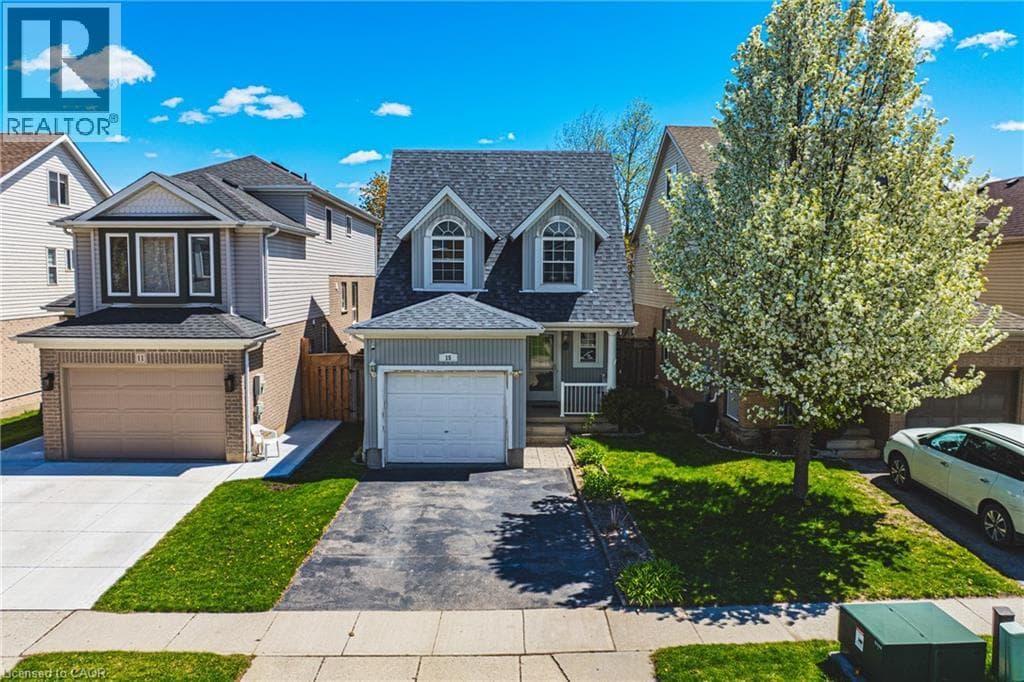 15 LARDNER Street, Cambridge, Ontario N3C4K6 - Photo 3