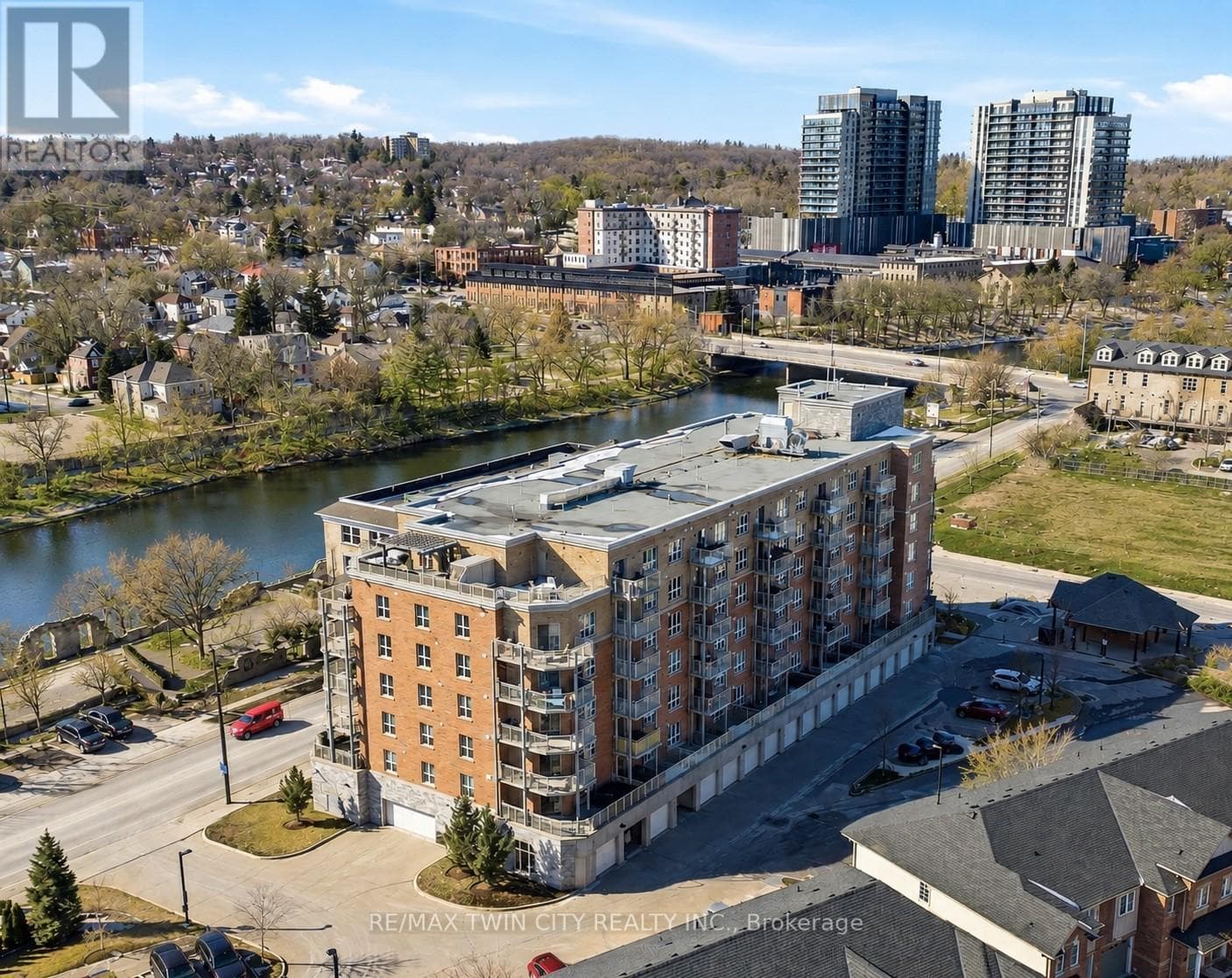 155 Water Street Unit 306, Cambridge, Ontario N1R3E3