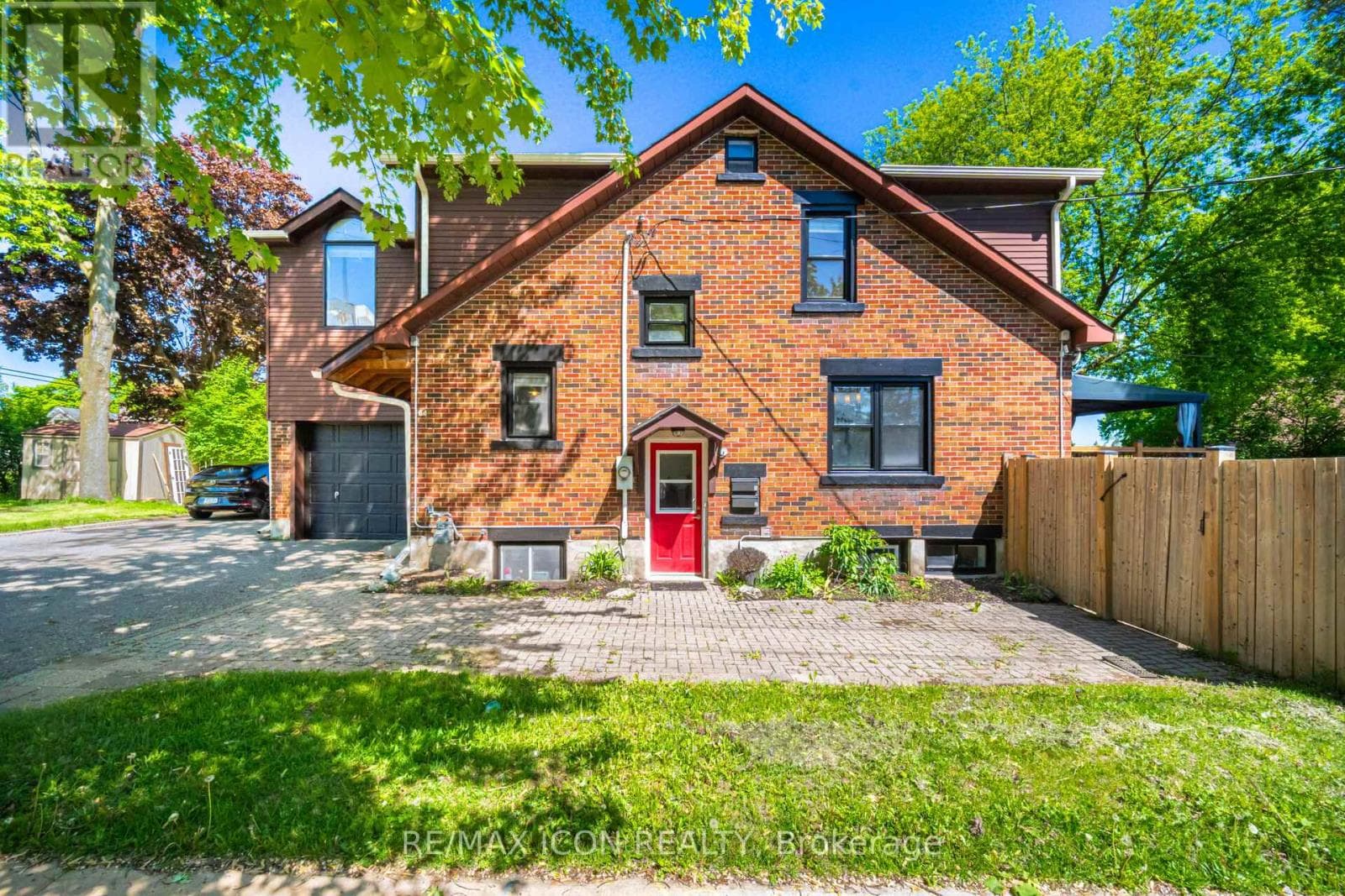 64 Sheldon Avenue, Kitchener, Ontario N2H3M4 - Photo 2