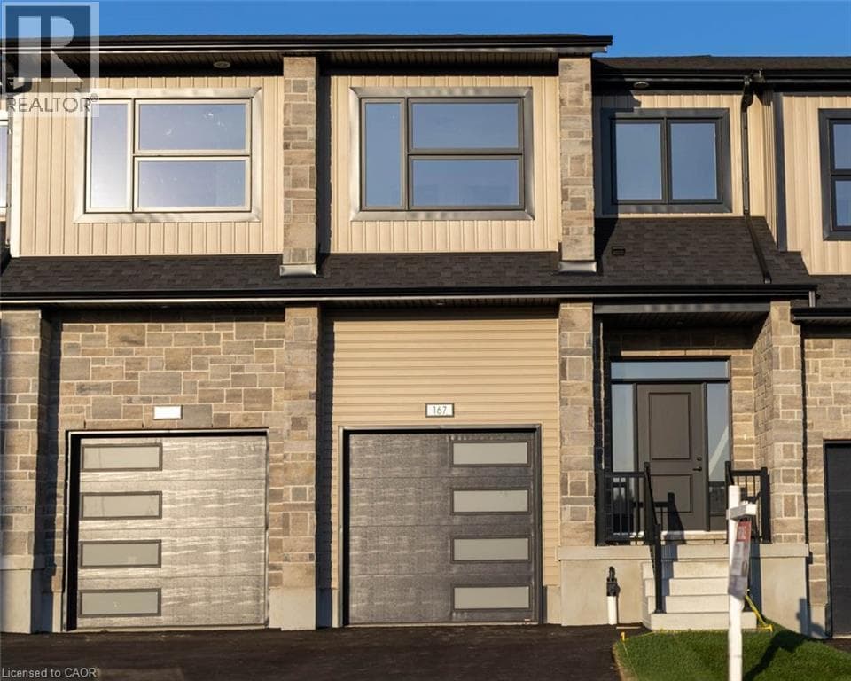 167 DUNNIGAN Drive, Kitchener, Ontario N2B0B1 - Photo 2