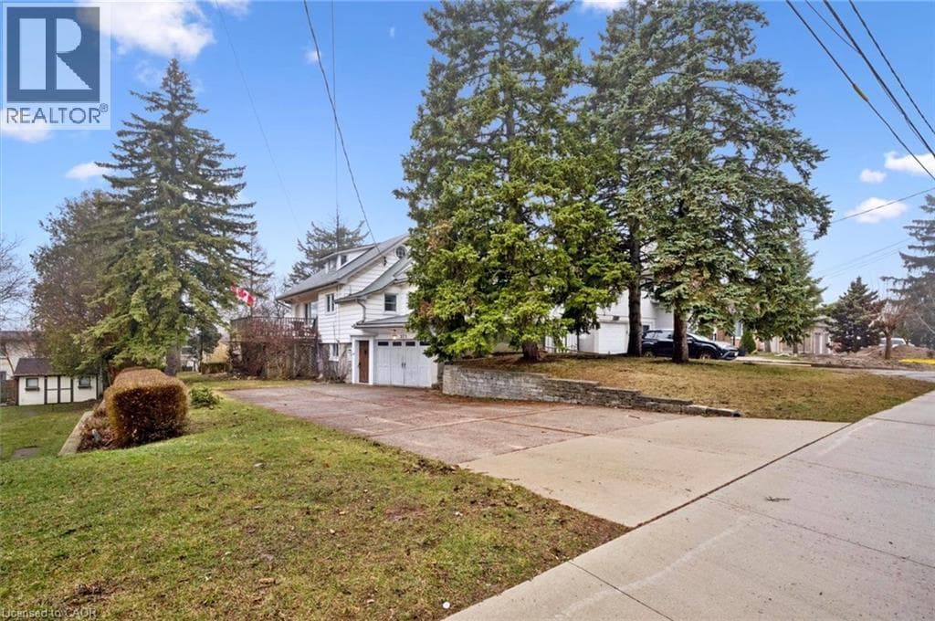 273 THALER Avenue, Kitchener, Ontario N2A1R7