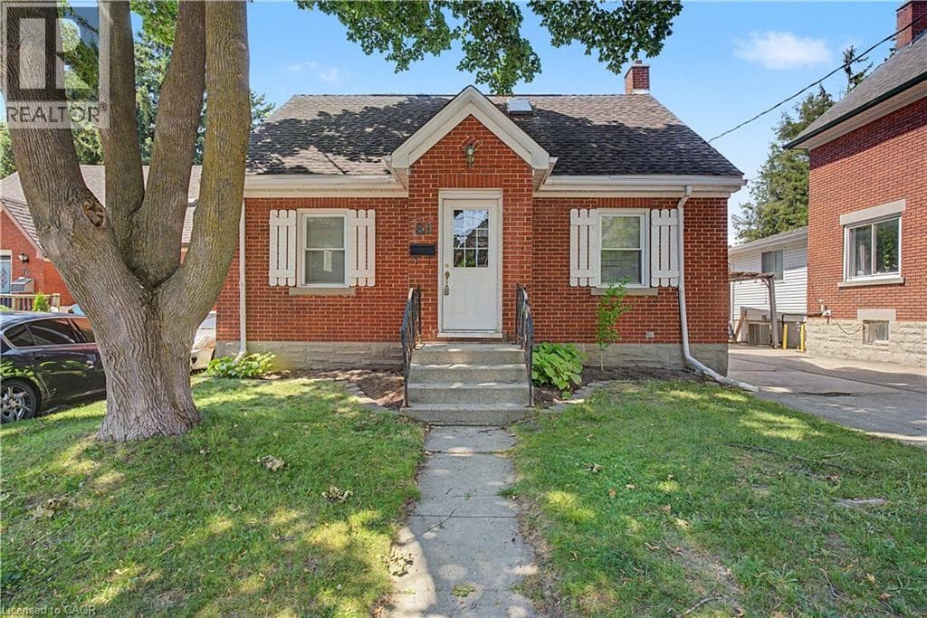 80 BLUCHER Street, Kitchener, Ontario N2H5V1