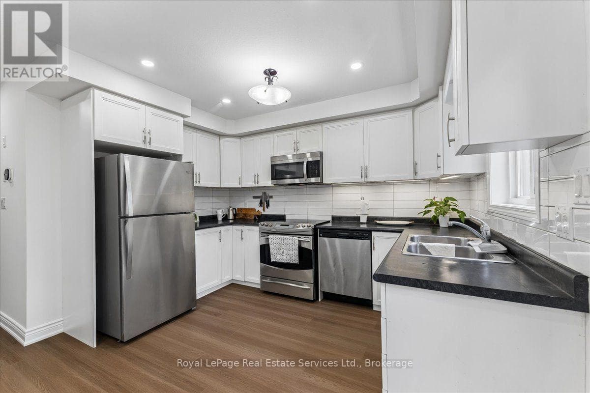 388 Old Huron Road Unit 10B, Kitchener, Ontario N2R0J5 - Photo 2