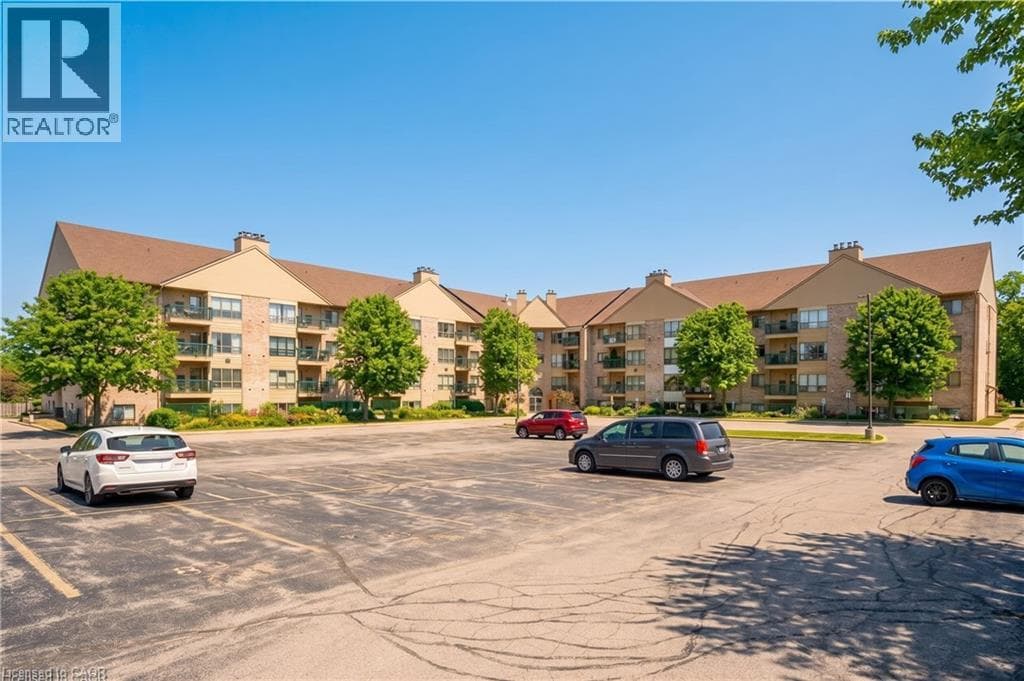 15 HOFSTETTER Avenue Unit 106, Kitchener, Ontario N2A3Z7