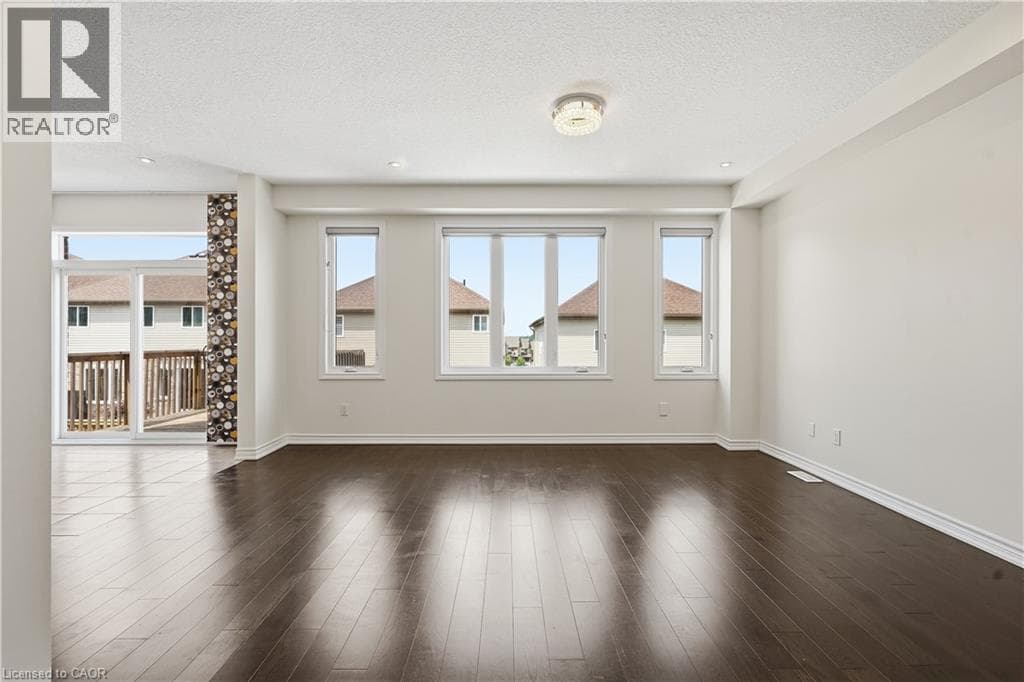 359 BEECHDROPS Drive, Waterloo, Ontario N2V0E8 - Photo 3