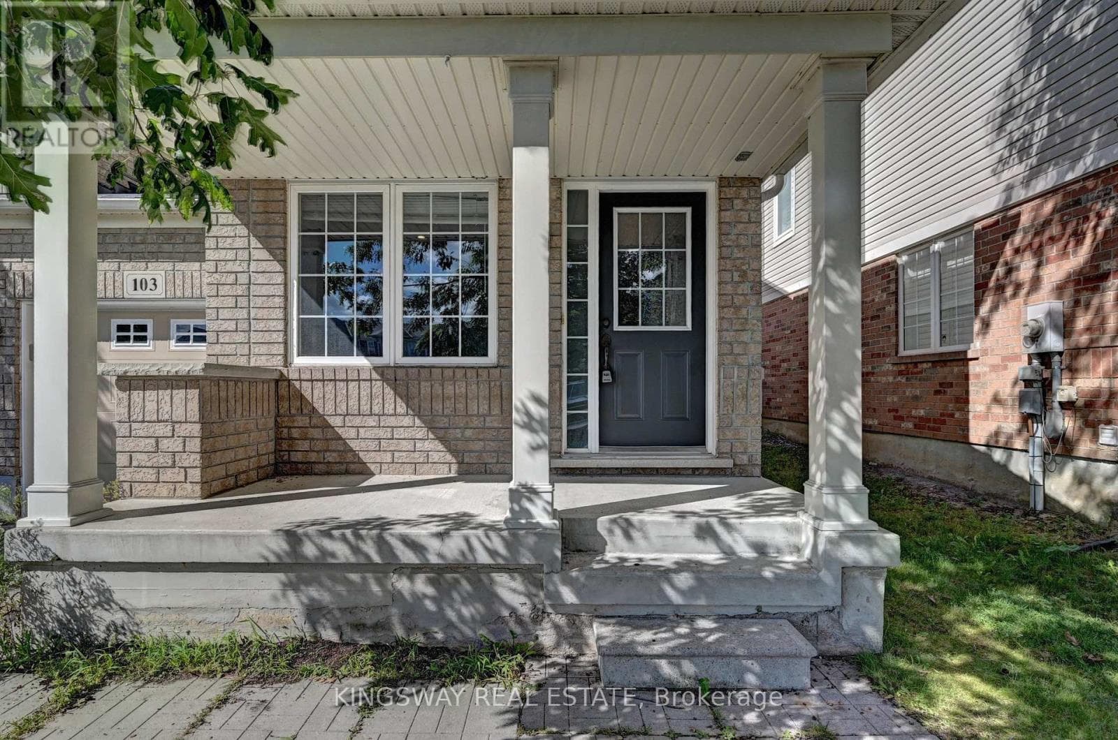 103 Blackbird Circle, Cambridge, Ontario N3C0A9 - Photo 2