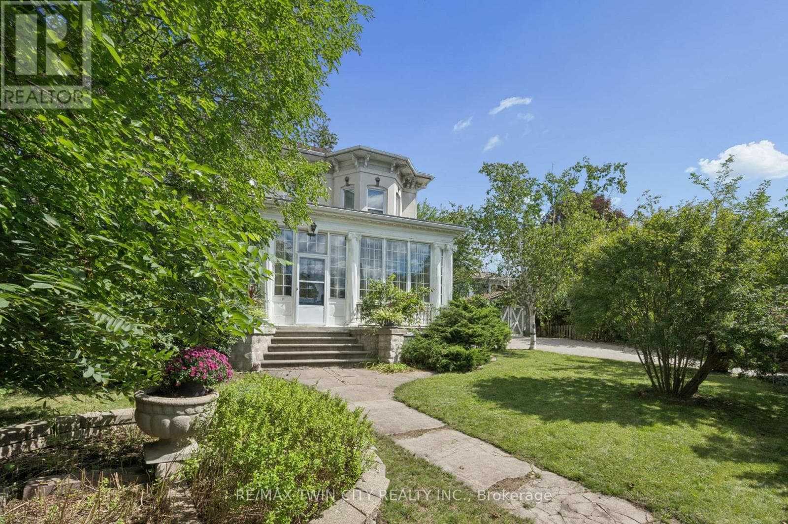 66 Park Hill Road, Cambridge, Ontario N1R1P7 - Photo 3