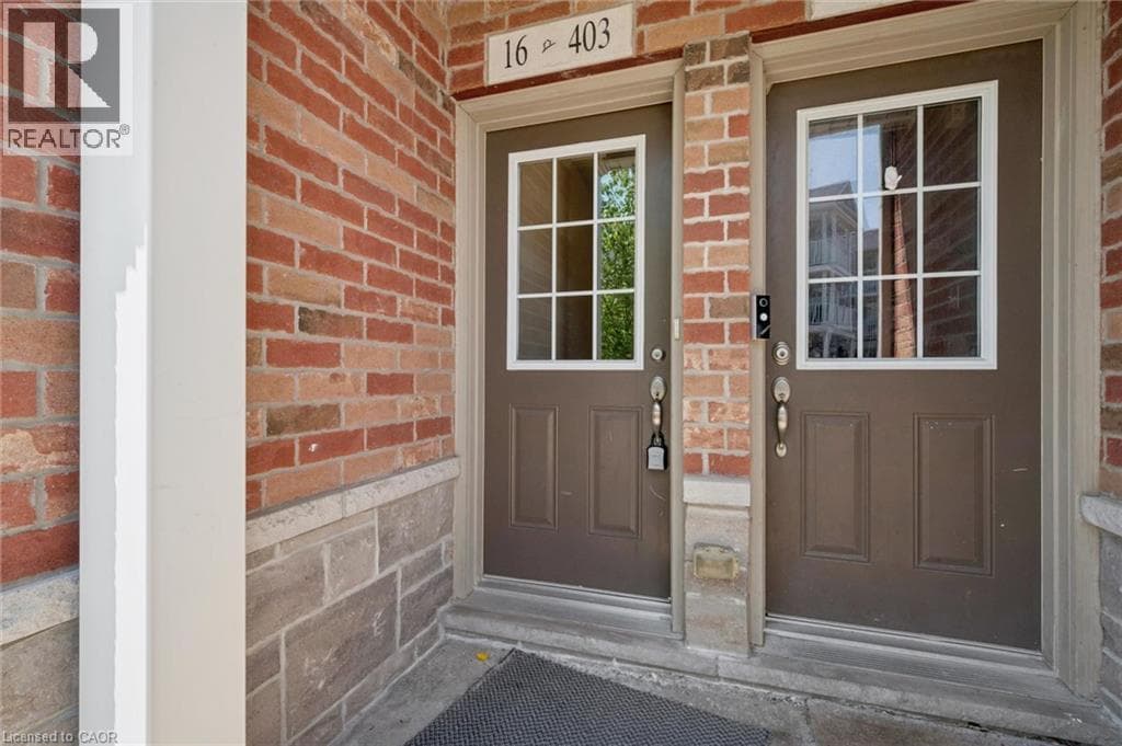 403 WESTWOOD Drive Unit 16, Kitchener, Ontario N2M0B5 - Photo 3