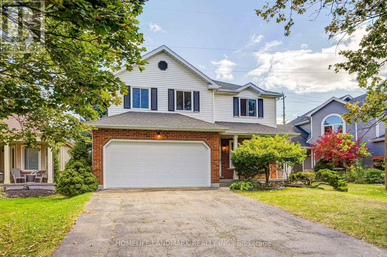 511 Baringham Place, Waterloo, Ontario N2T2J4 - Photo 2