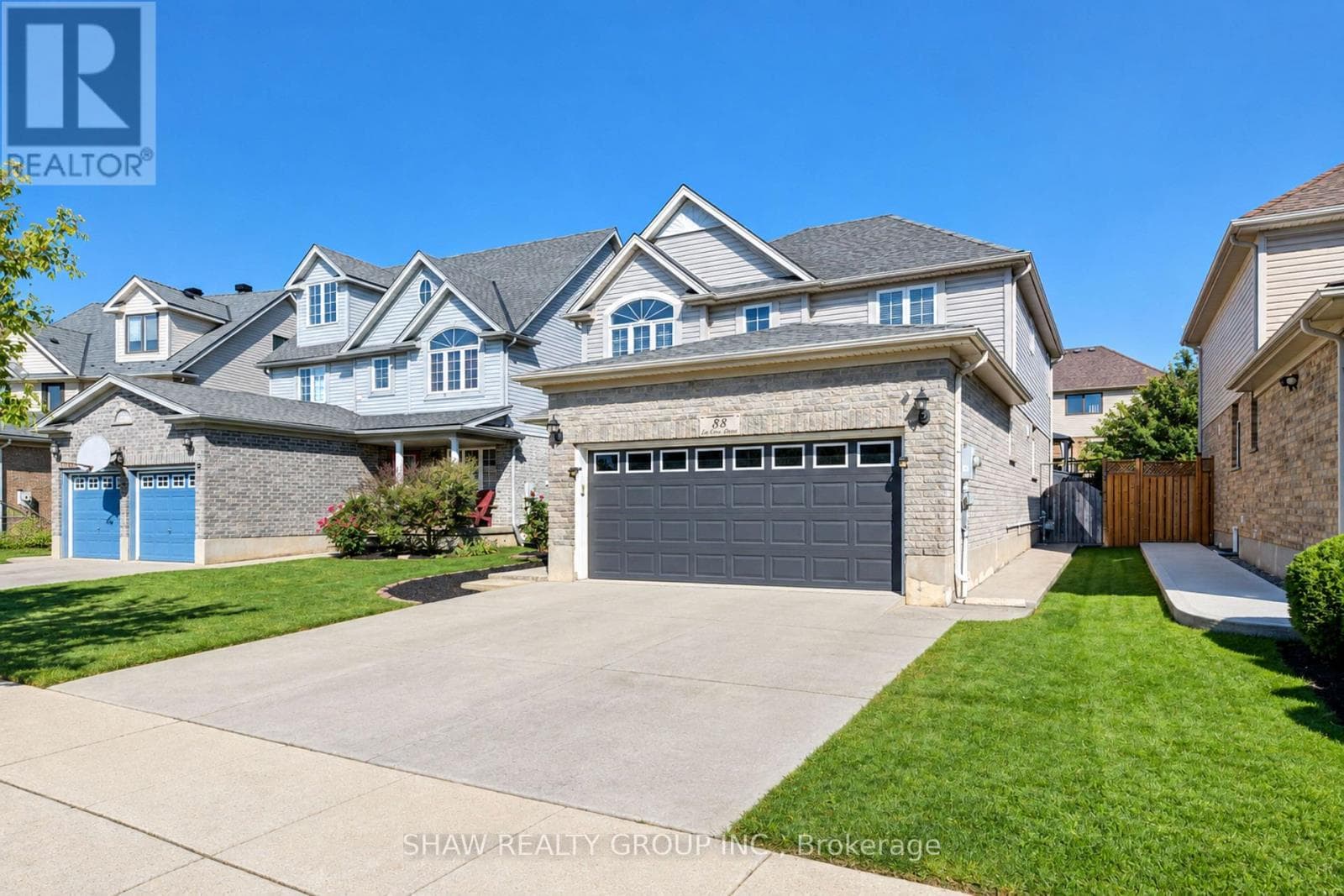 88 Decaro Crescent, Cambridge, Ontario N3C4N2 - Photo 3